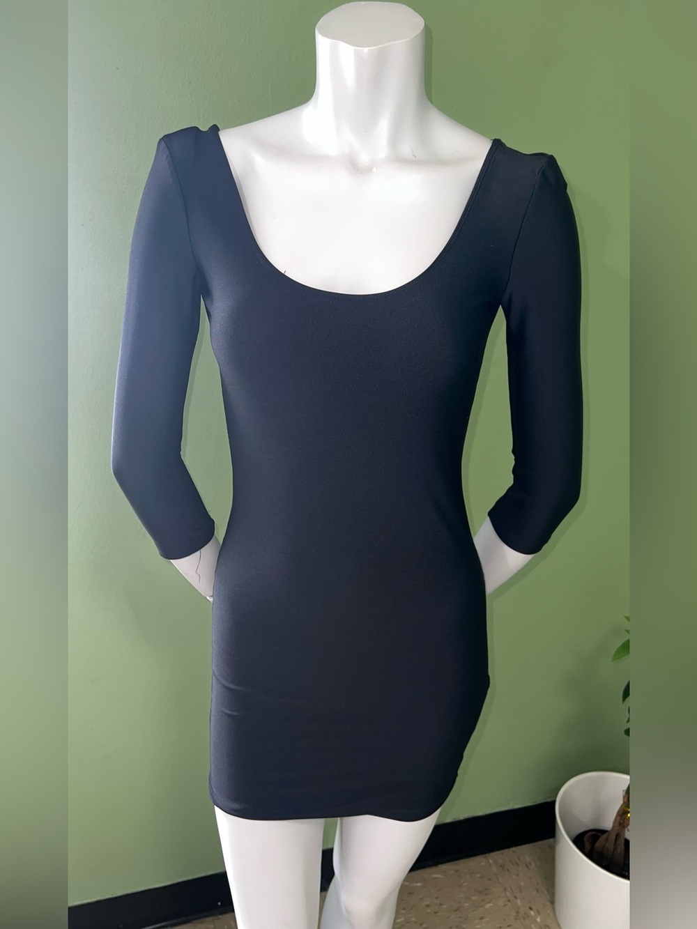 Forever 21 Black Scoop Neck Low Back Mini Dress Size S